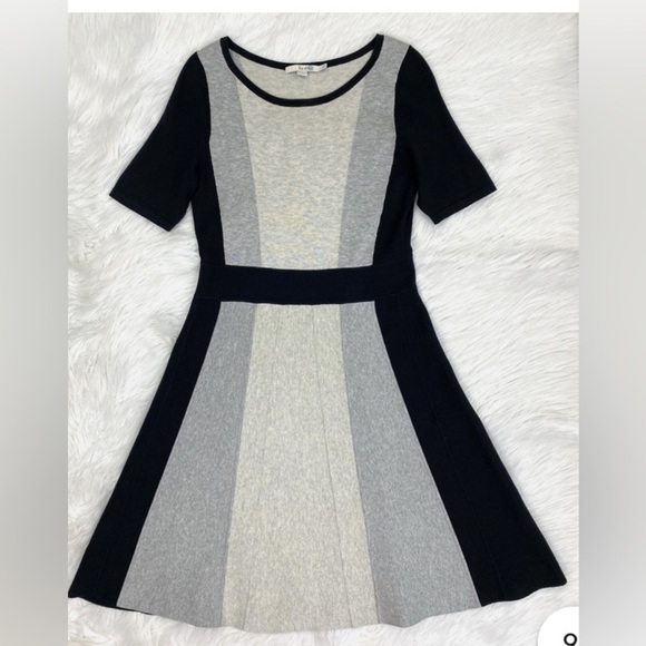 Boden Milano Black Gray Colorblock Knit Fit & Flare Dress Size 6 Career stretch - Picture 2 of 10